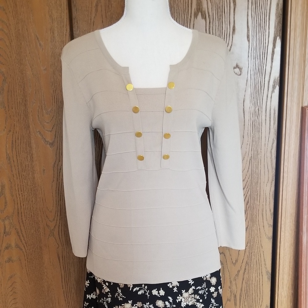 Cable &Gauge sweater. Medium. NWT